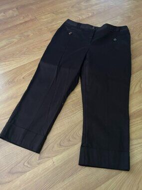 D.F.A. New York Women’s Capri Pants Size 14 Brown Cuffed Cropped Classic